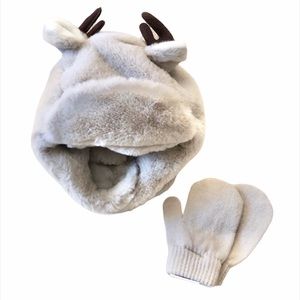 3/$25 Toby Deer Hat & Mittens Set